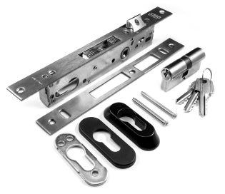 Cerradura TESA. Pico loro + picap. esc. seg. Cerradero inox